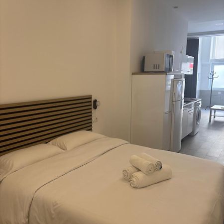 Piso Estupendo A 3 Min De La Estacion De Tren Ave Y Bus Apartment Málaga Exterior foto